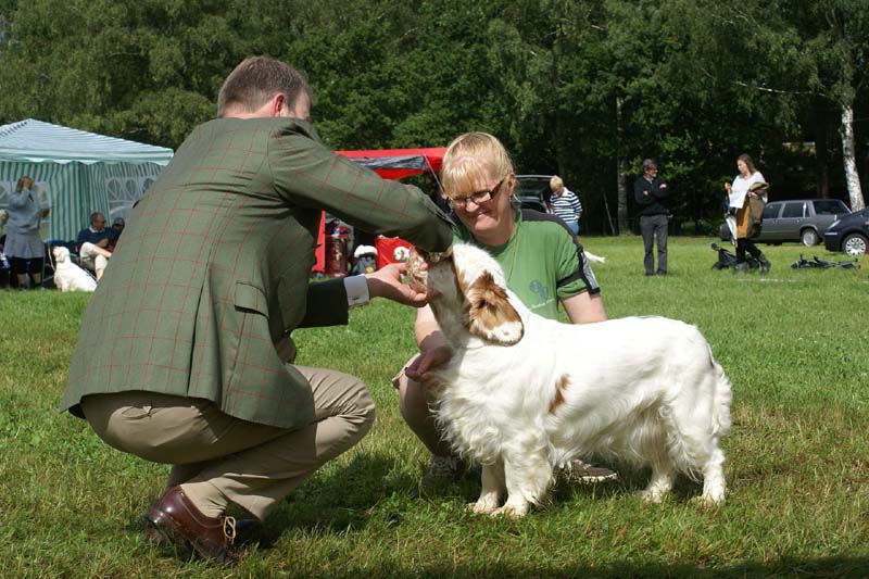 SWE_CLUBSHOW_IntermediateBitch_STOmega