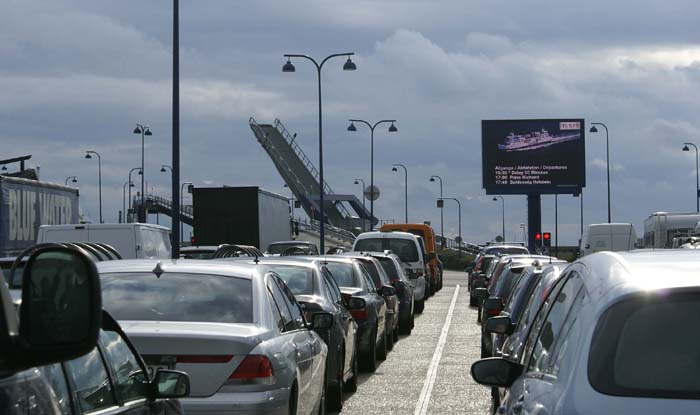 Travelling_to_Budapest_a