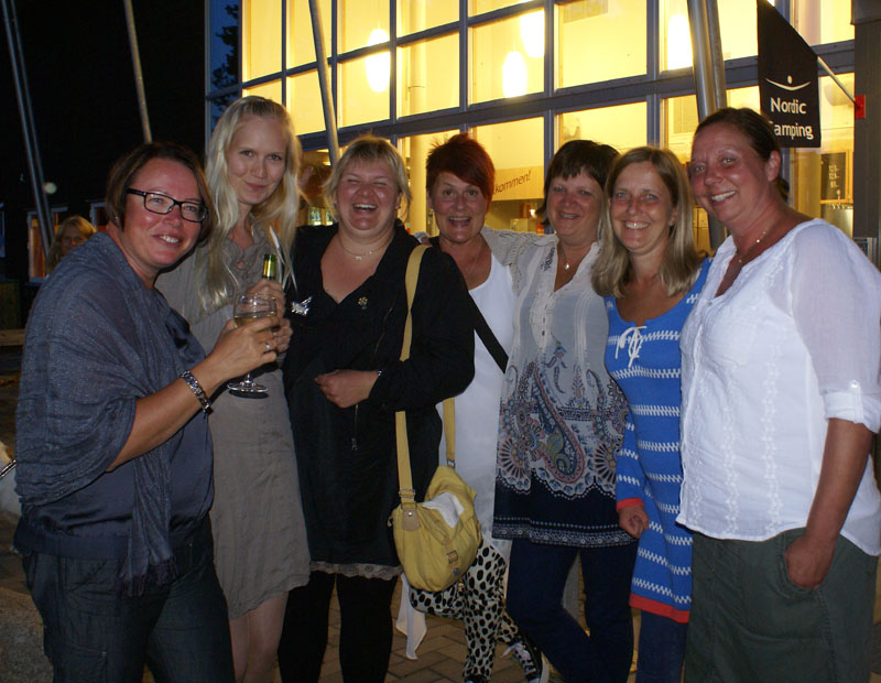 SWEClubShow2012_7_after_show_party_v