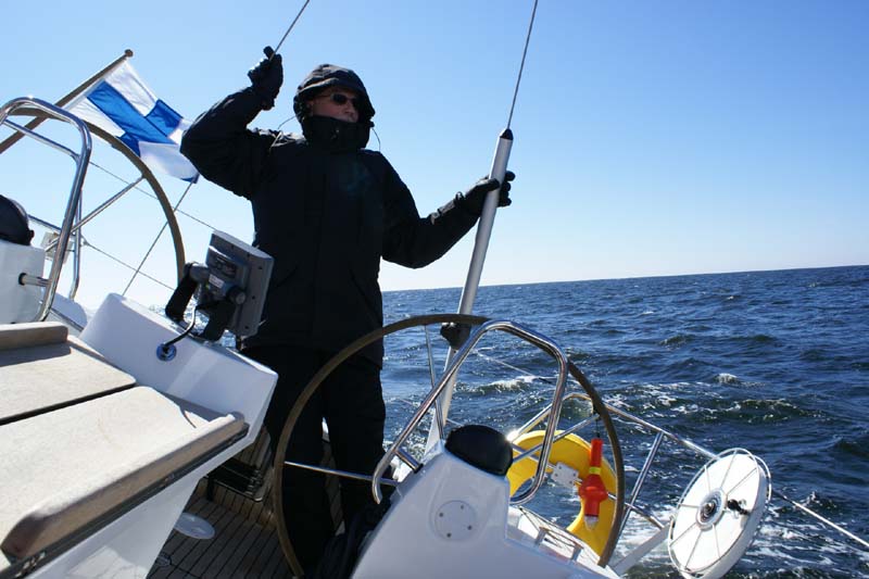 Erica's_first_sailing_zzz_Jorma